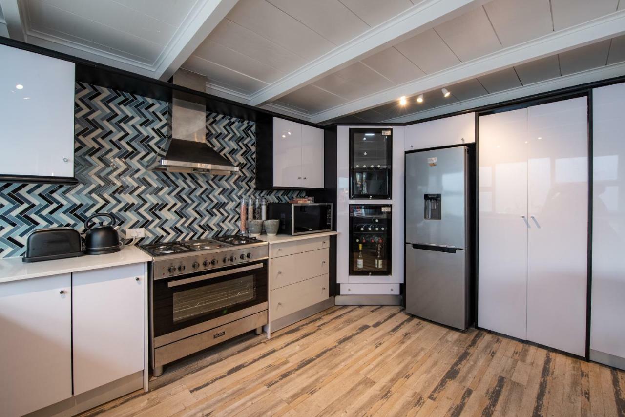 Salt Boutique Guesthouse (Adults Only) Bloubergstrand Dış mekan fotoğraf
