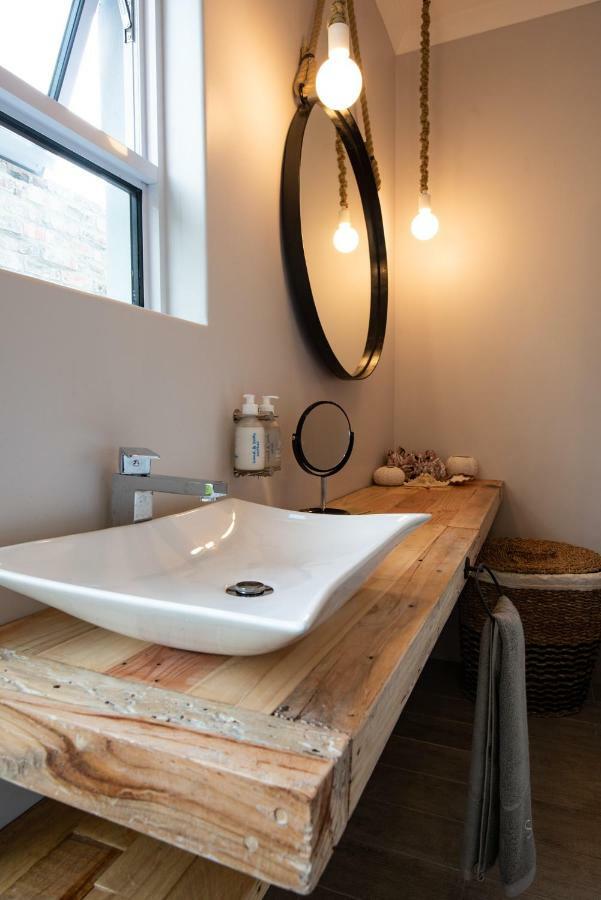 Salt Boutique Guesthouse By Curiocity (Adults Only) Bloubergstrand Dış mekan fotoğraf